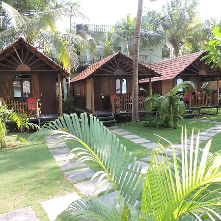 Abba'S Glory Land Hotel Agonda Bagian luar foto