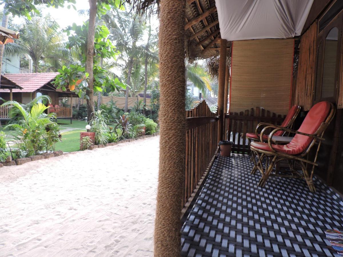 Abba'S Glory Land Hotel Agonda Bagian luar foto