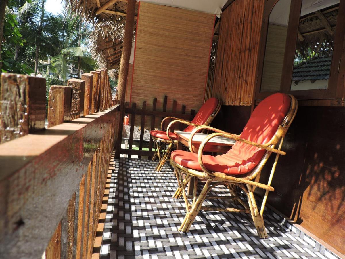 Abba'S Glory Land Hotel Agonda Bagian luar foto